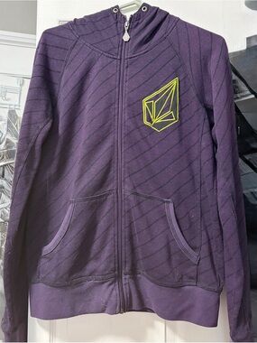 Volcom Women’s Purple Zip-Up Fleece Hoodie